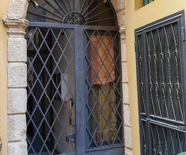 Ai Cinque Archi Διαμέρισμα *